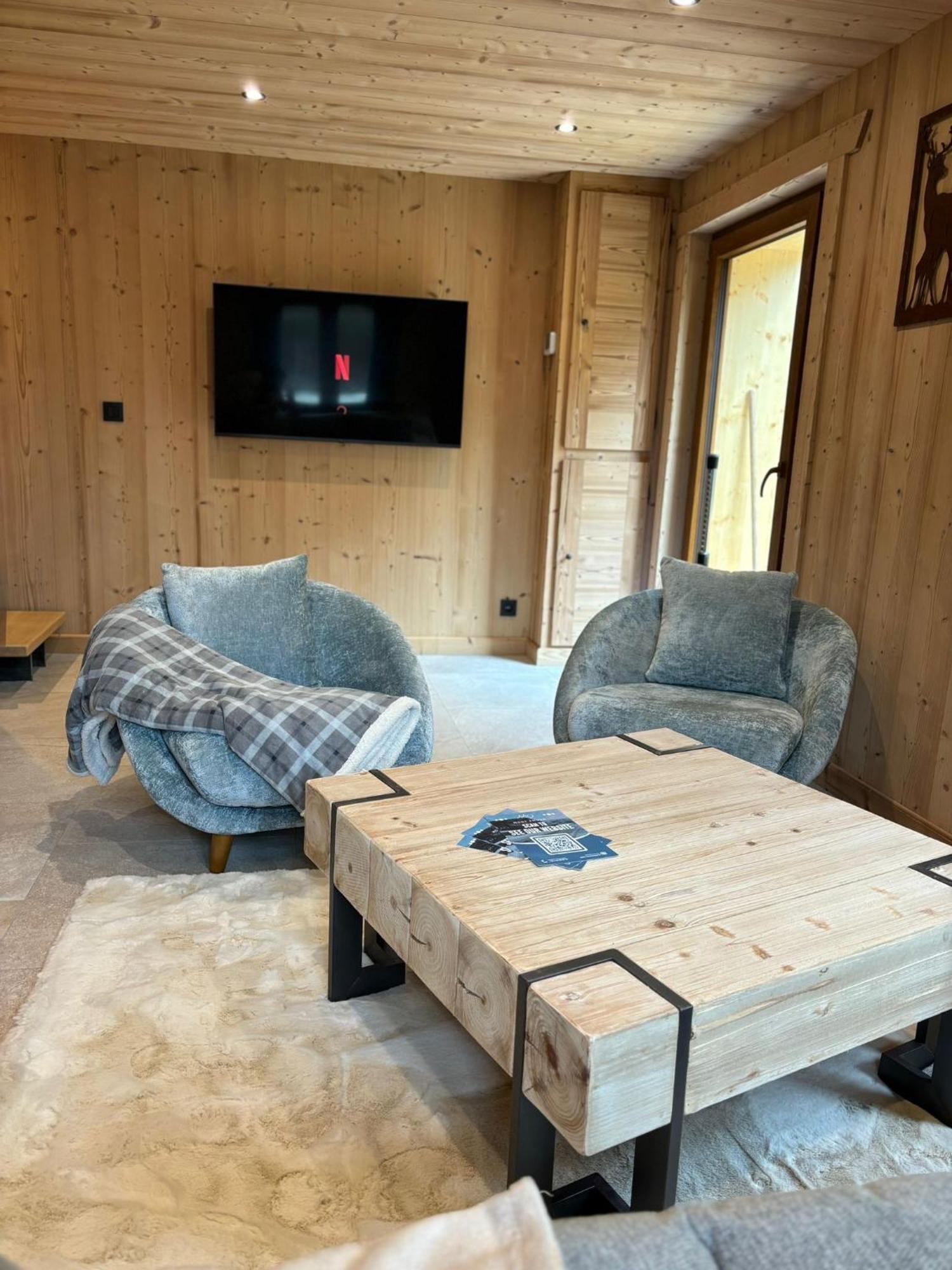 מונטריון Chalet L'Aberiot מראה חיצוני תמונה